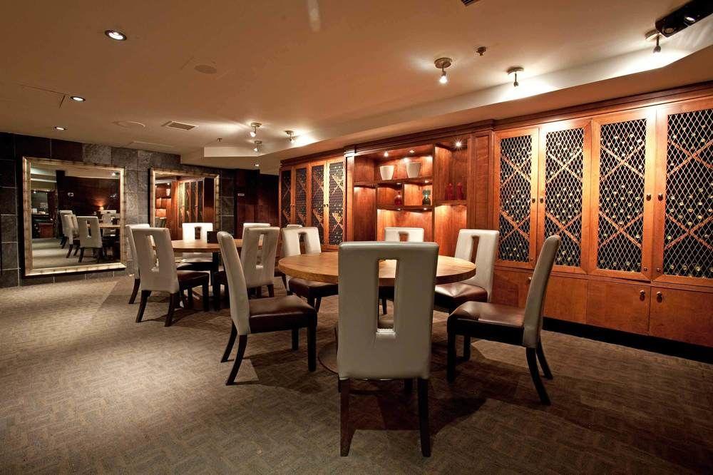 Sandman Signature Calgary Downtown Hotel Экстерьер фото