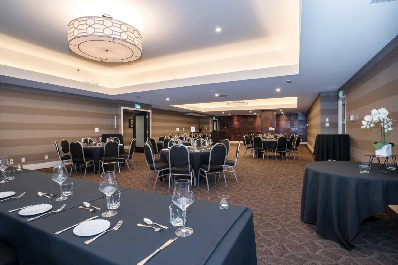 Sandman Signature Calgary Downtown Hotel Экстерьер фото