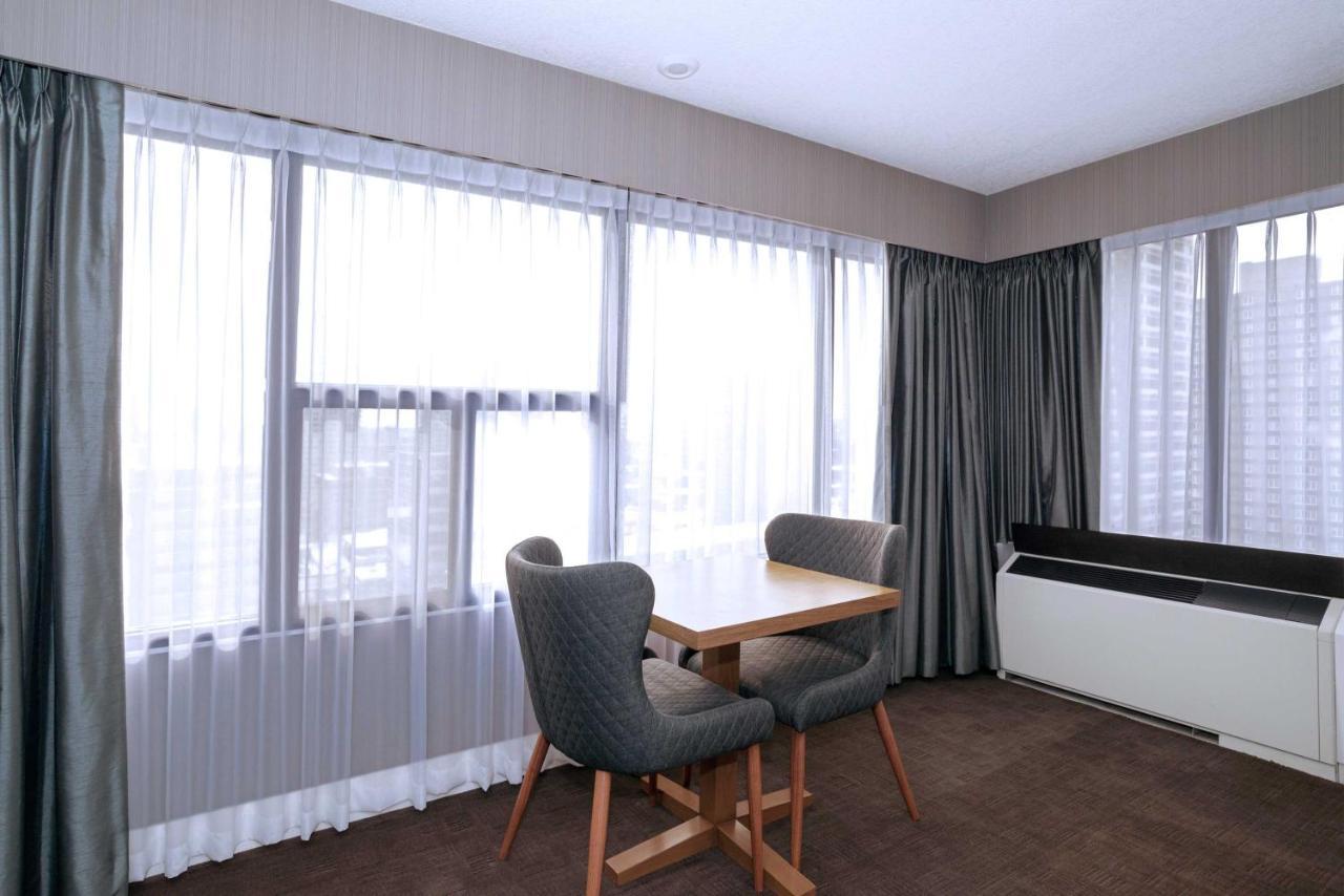 Sandman Signature Calgary Downtown Hotel Экстерьер фото